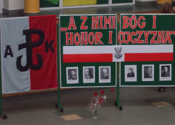 Obchody Dnia Patrona Szkoły w ZSS Gimnazjum im. Armii Krajowej w Dąbrowie Białostockiej