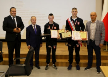 Mistrzowie na XLIII Sesji Rady Powiatu Sokólskiego